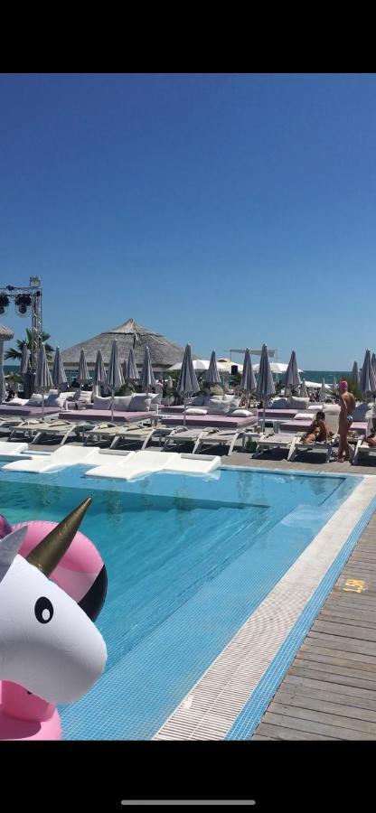 Mamaia Beach Luxury Apartment Extérieur photo